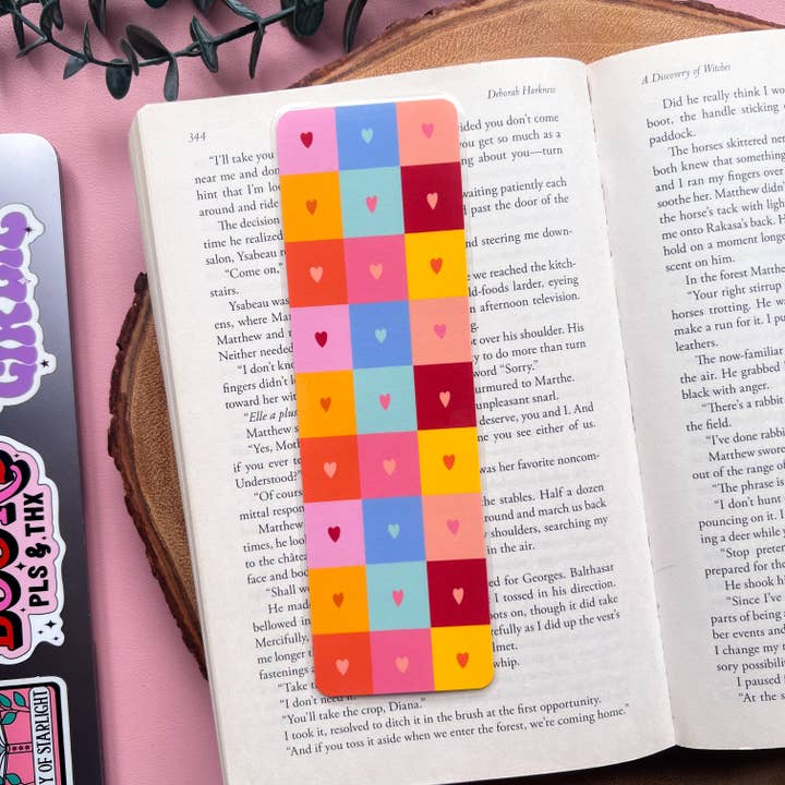 Checkered Hearts Bookmark for wholesale by Cozy Reads Shop