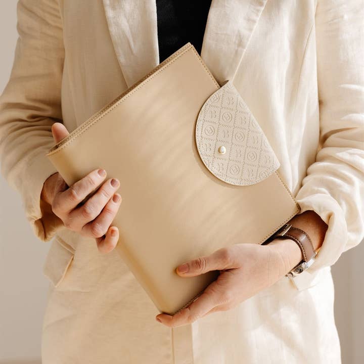 LH Agenda - Wholesale Journal cover - LH Agenda Compendium - Large - Latte - Lucky Clover1