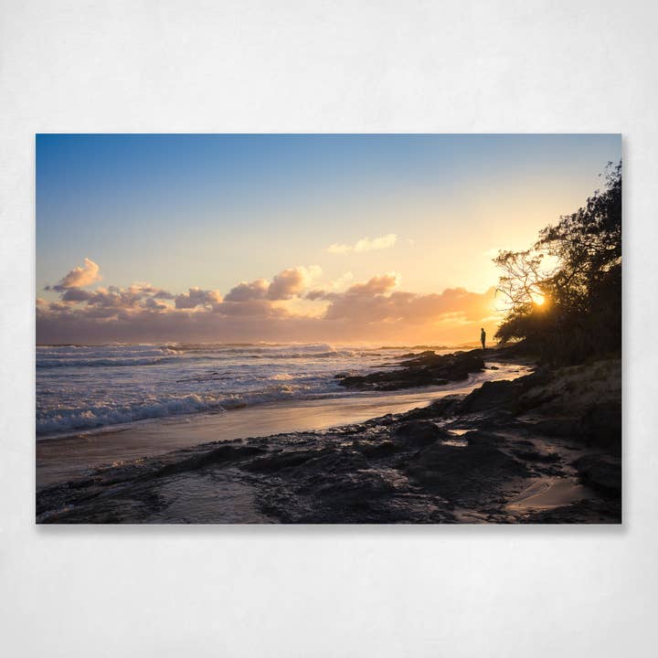 Stampa artistica murale Sunrise Coastal Island - Brand New Day per la vendita all'ingrosso da parte di Ocean's Echo