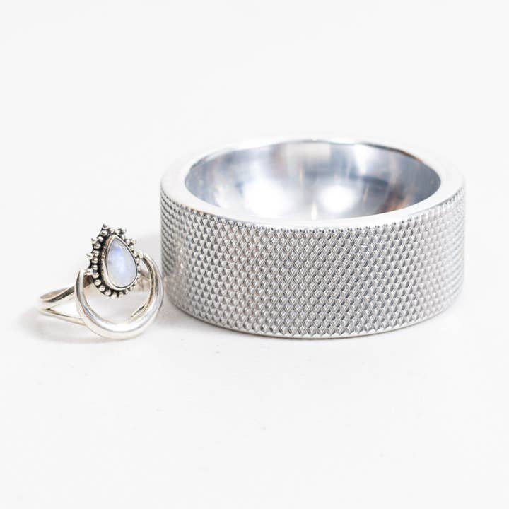 Kimberly Ann Creations - Venta al por mayor Joyero de plato - Soporte para joyas OA2AL Plato para anillos Cuenco para pendientes Aluminio sólido