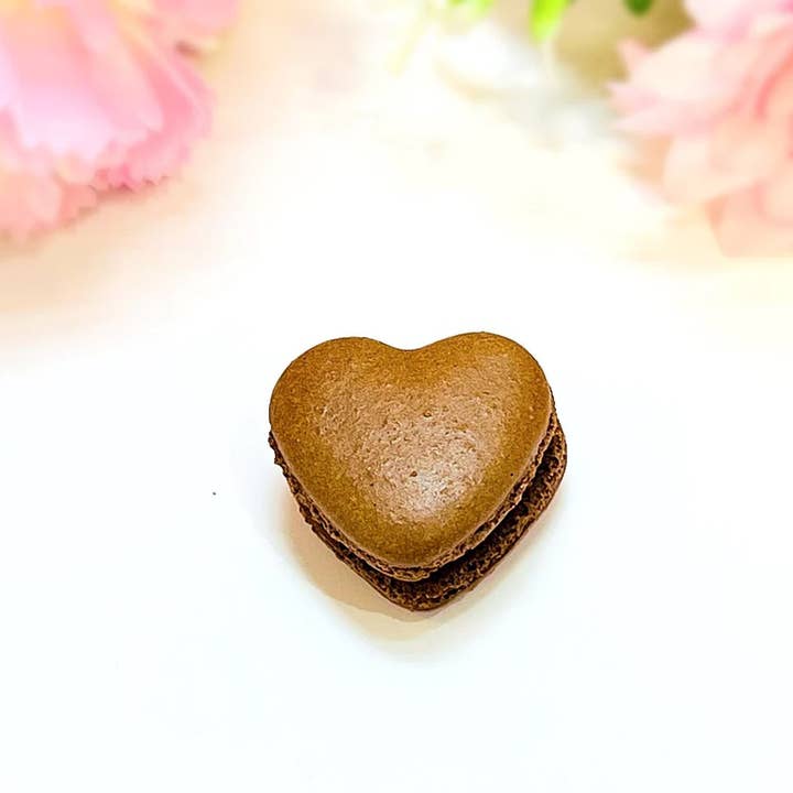 macaron centrale - Wholesale Cookie - Brown Heart French Macarons - Dark Chocolate Flavor2