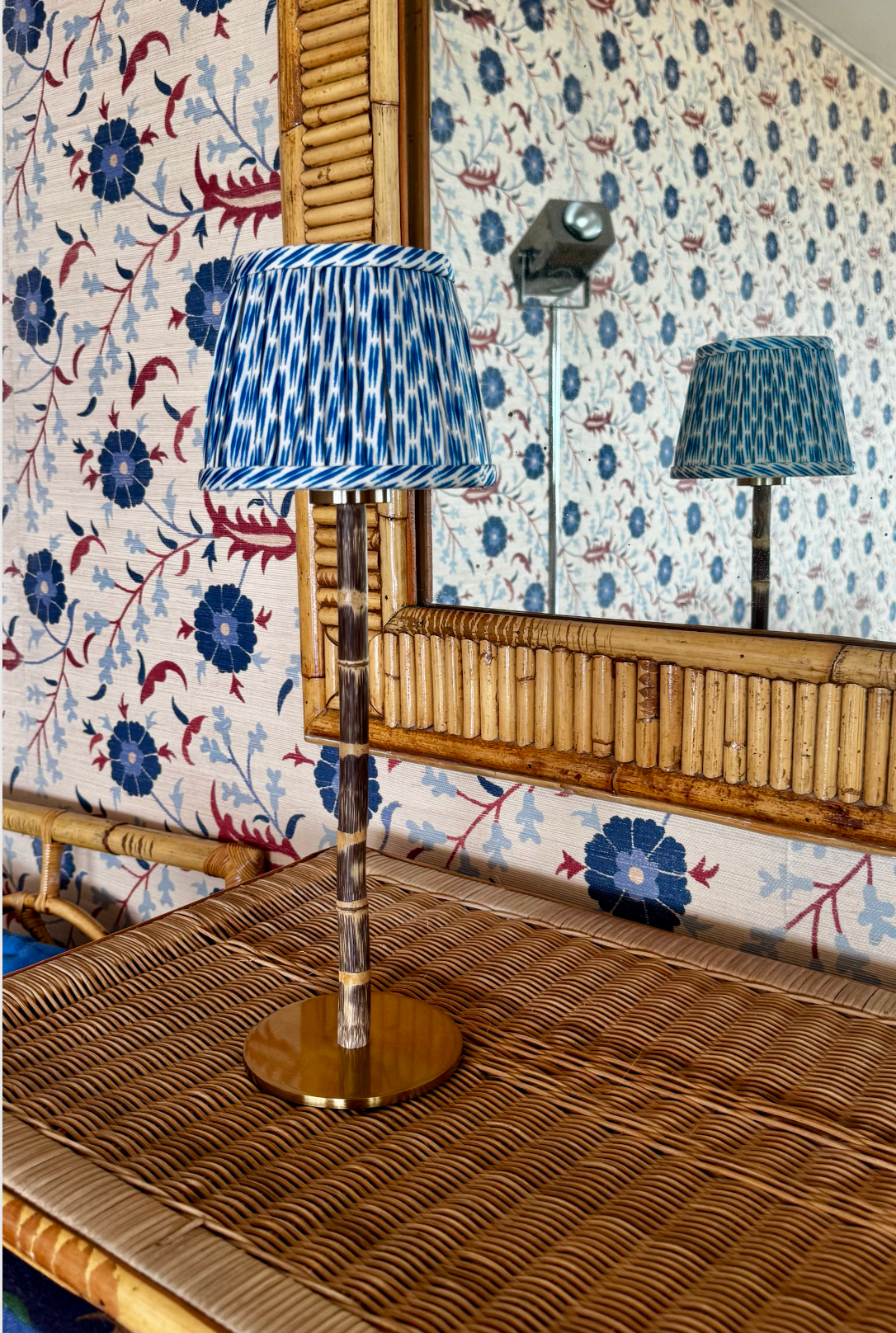 Duggan Society - Wholesale Accent/Desk Lamp - Beth cordless bamboo table lamp – Rechargeable lighting2