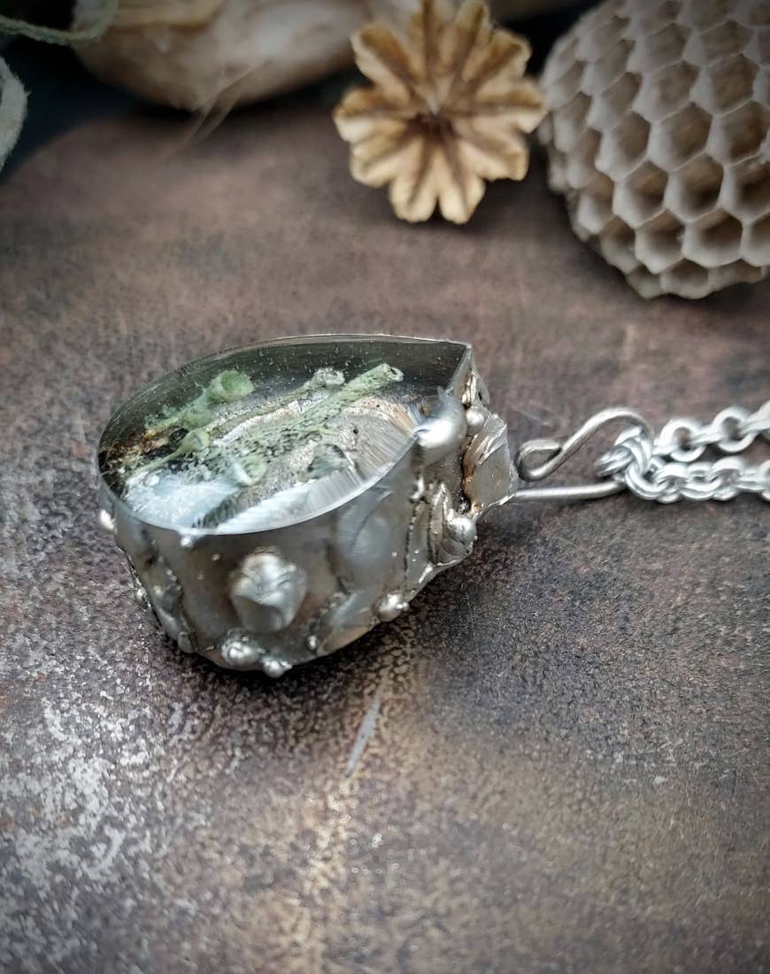 Baba Yaga - Wholesale Pendant/Charm Necklace - Murky Garden Necklace6