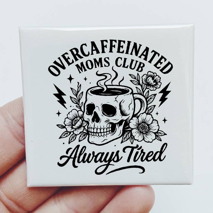 Club des mamans sur-caféinées Aimant Cadeau de fête des mères Drôle pour la vente par Sassper Goods