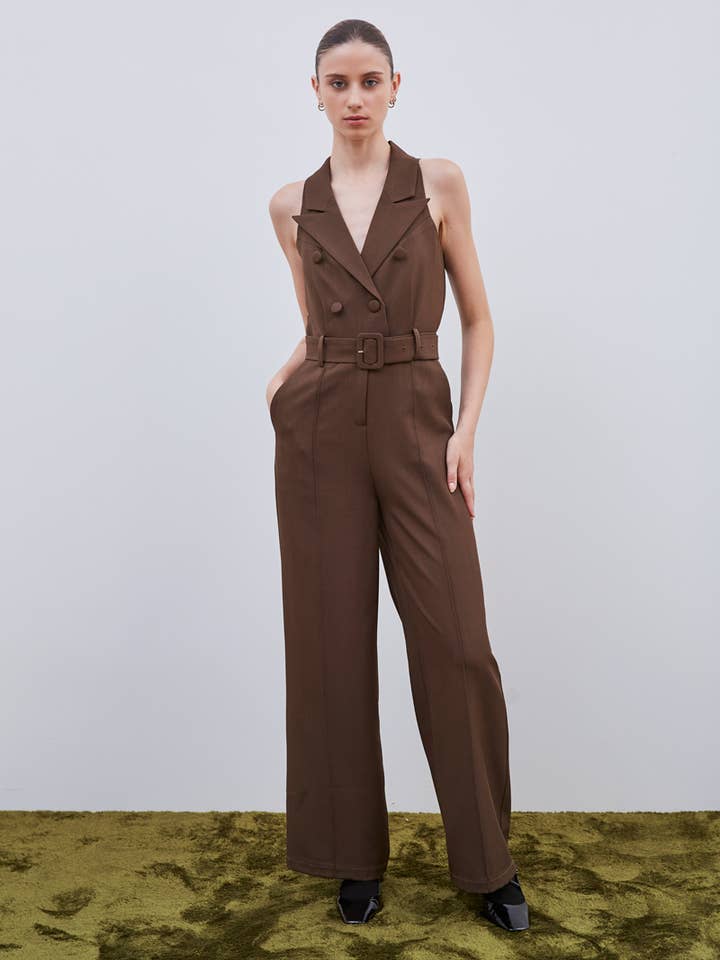 Combinaison sans manches ceinturée pour la vente par ELLI WHITE