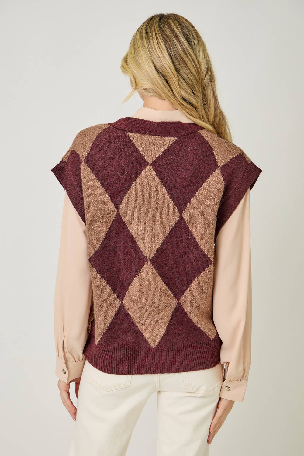 Mystree – wholesale Sleeveless sweatshirts – Women′s – 61140 Argyle Sweater Vest3