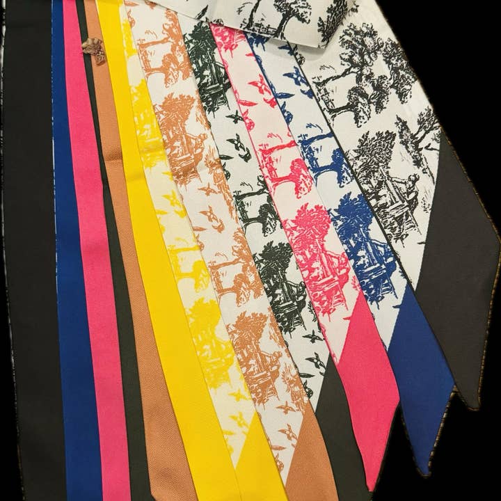 Malibu & Beyond Co /LENNOX MODE - Vendita all'ingrosso Sciarpa - Donna - Piccola e iconica sciarpa lunga sottile Twilly in seta con stampa toile5