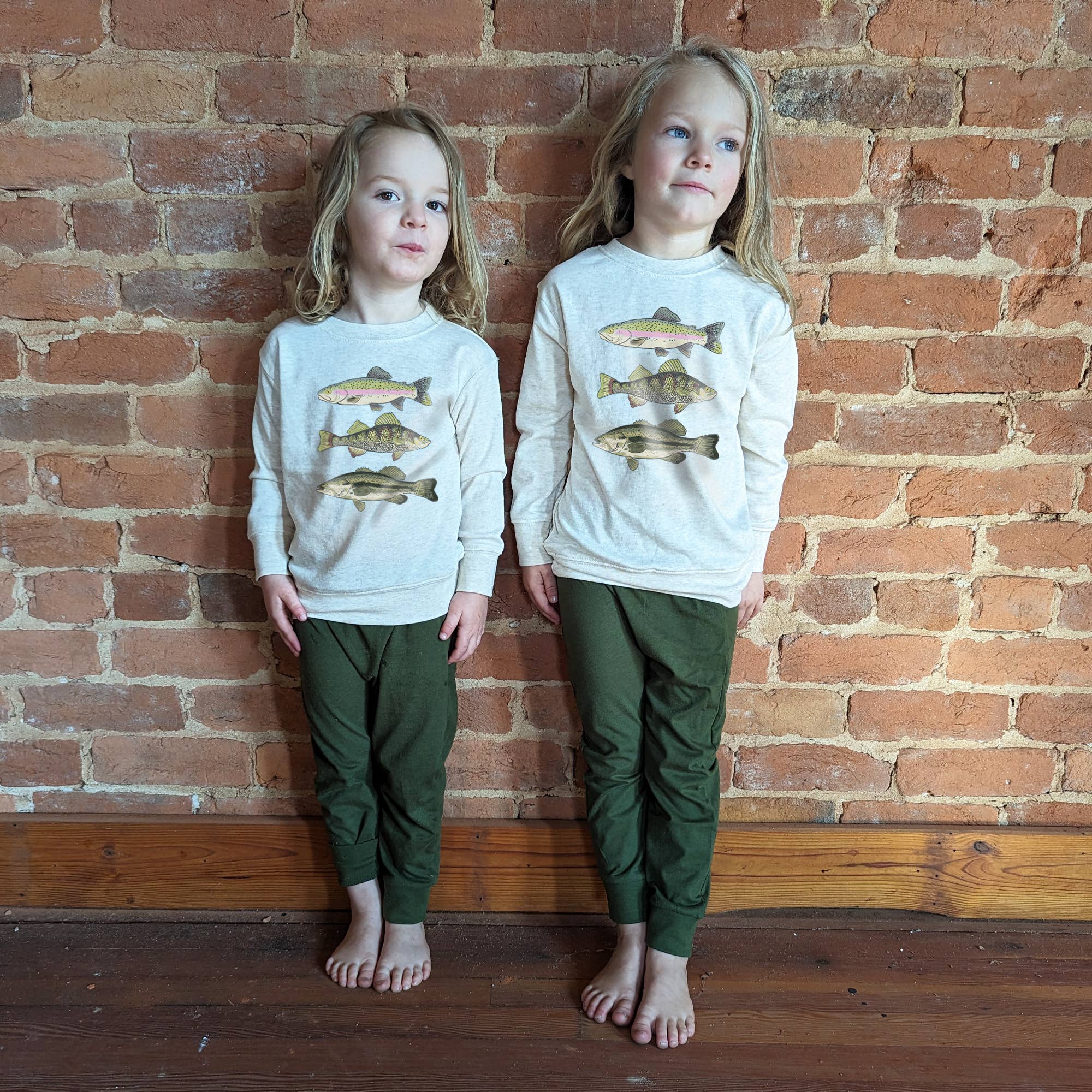 Barefoot Baby - Vendita all'ingrosso Completo top e pantaloncini - Bambini - Set da gioco Tre Pesci Dormi e Gioca per bambini e neonati all'aperto1