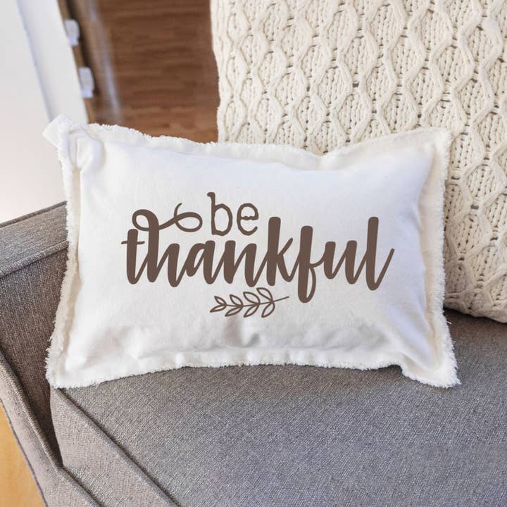 Coussin lombaire Be Thankful pour la vente par Rustic Marlin