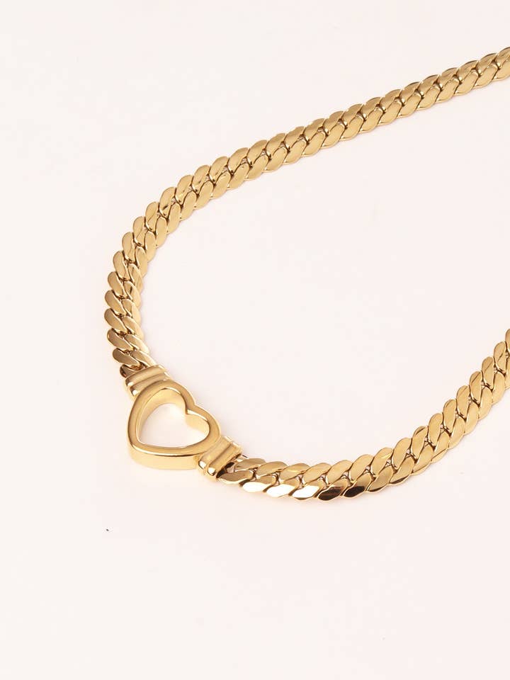 Loe Heart Chain Necklace Gold for wholesale by About November