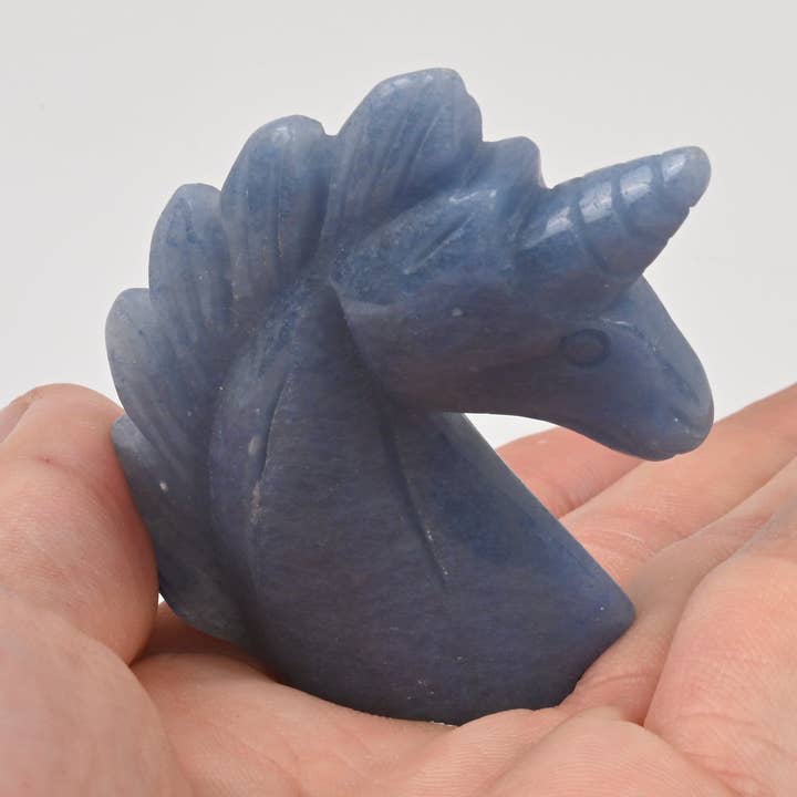 Figurine en forme de licorne bleue naturelle en forme de licorne en forme d'aventurine de 2 po pour la vente par ilovebeadsusa