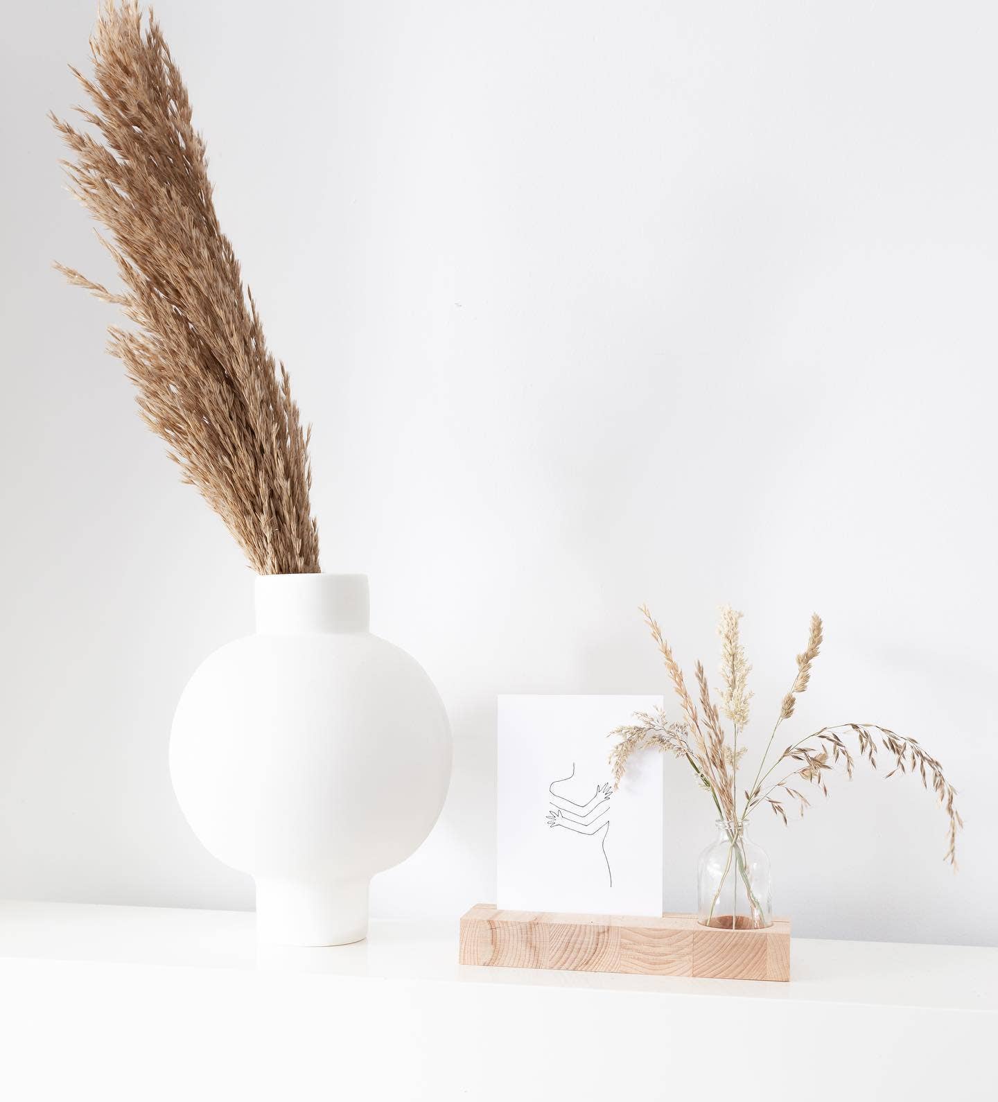 Roosmarijn Knijnenburg – wholesale Dekorativt bordsobjekt – Hold It + – kortställ3