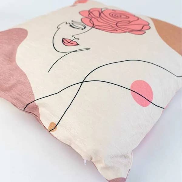 Chenille throw pillowcase Vidya - Face with rose for wholesale by Superkussens