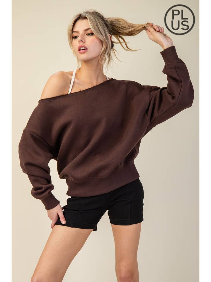 Haut à épaules dénudées en molleton français grande taille pour la vente par Rae Mode