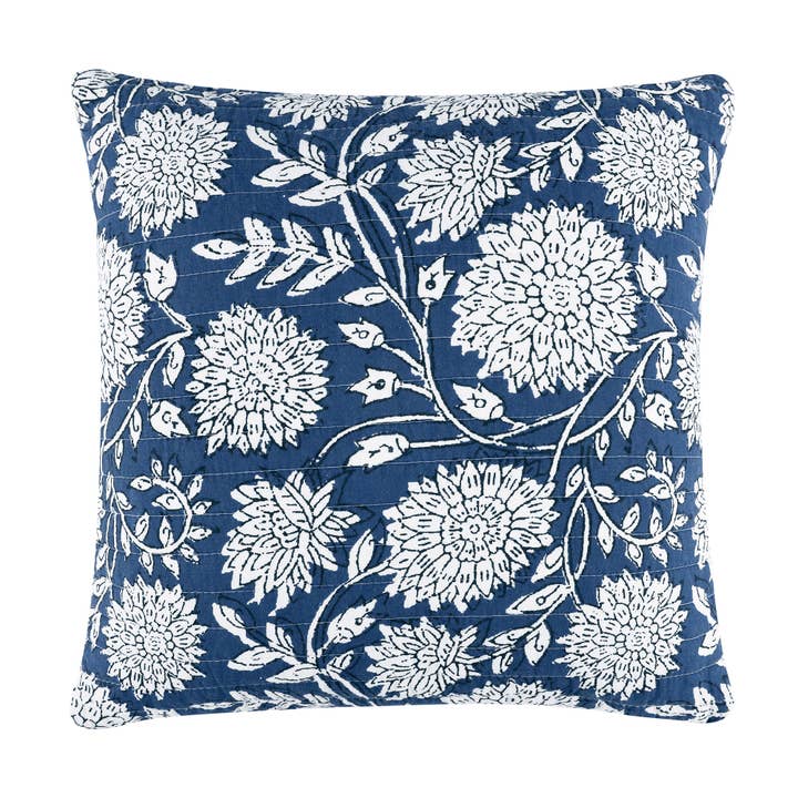 Coussin Matelassé en Denim Adare pour la vente par Levtex Home