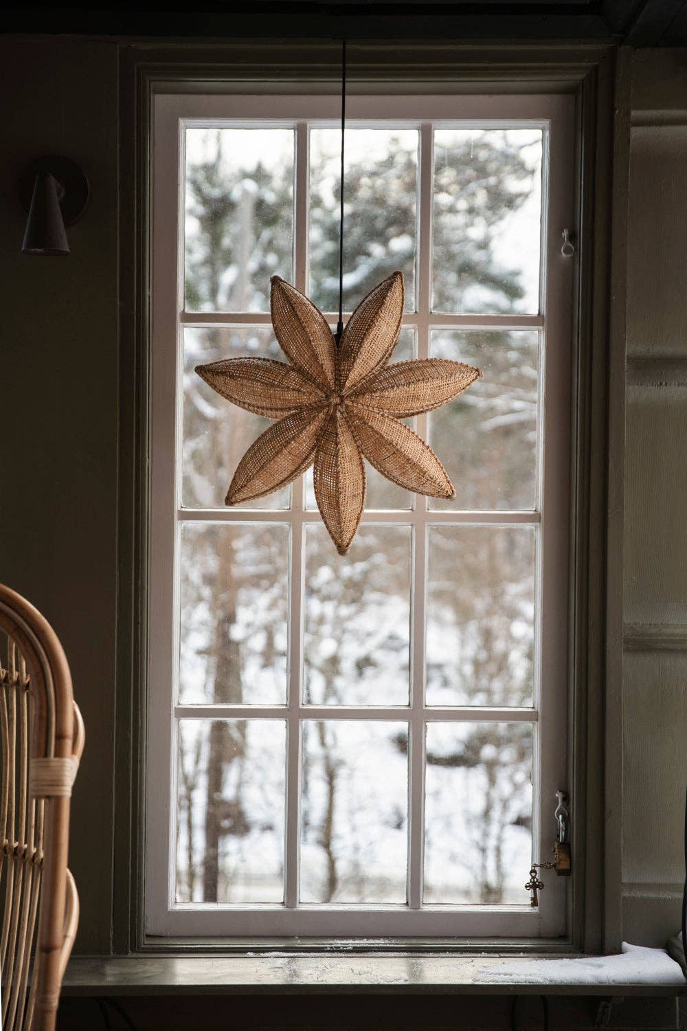 The Straw Studio - Wholesale Chandelier/Hanging Light - Winter Flower Lamp2