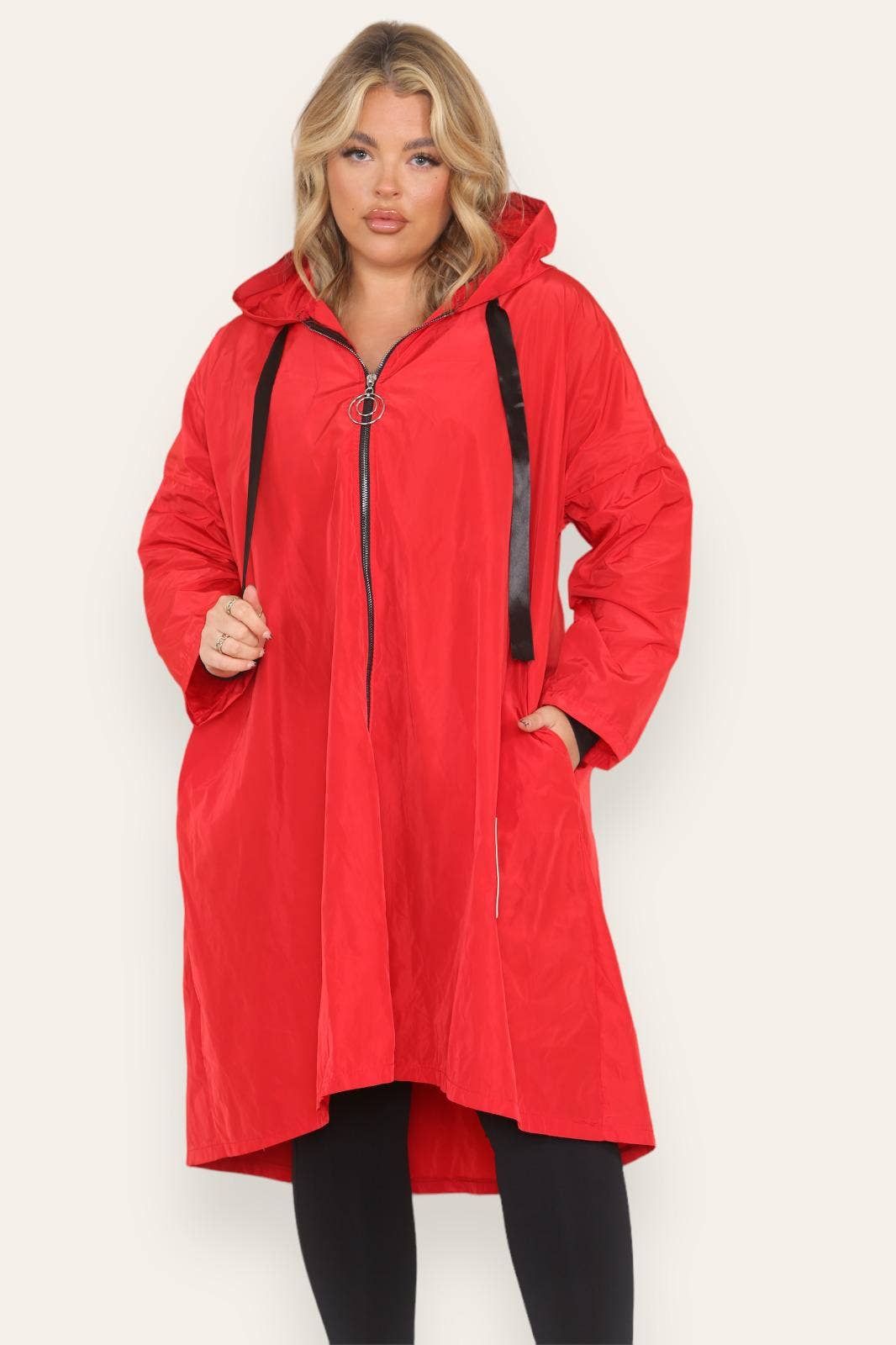 Miss Bold - Wholesale Raincoat - Women's - Oversized Hooded Rain Mac48