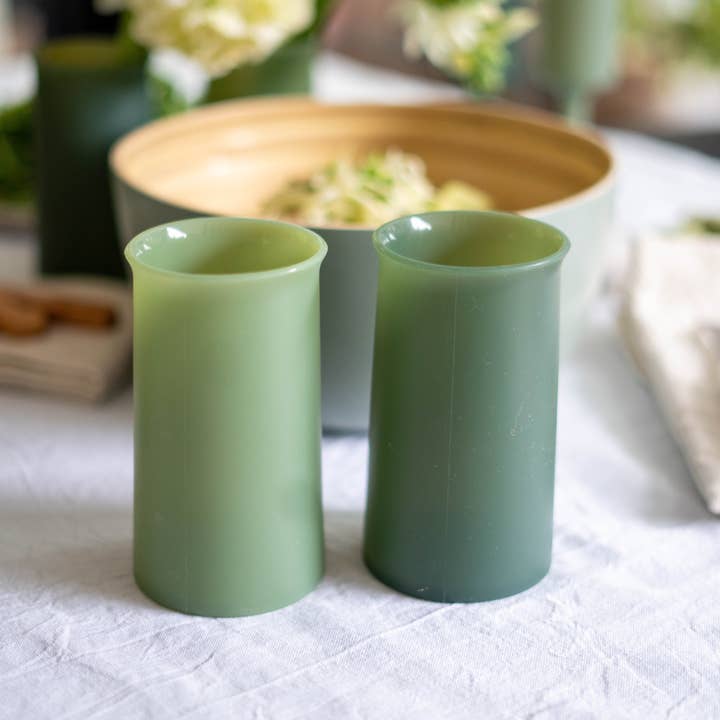 porter green | style + sustainability - Vendita all'ingrosso Bicchiere/tazza - Sage + Olive | Stegg | Occhiali Highball in silicone infrangibili7