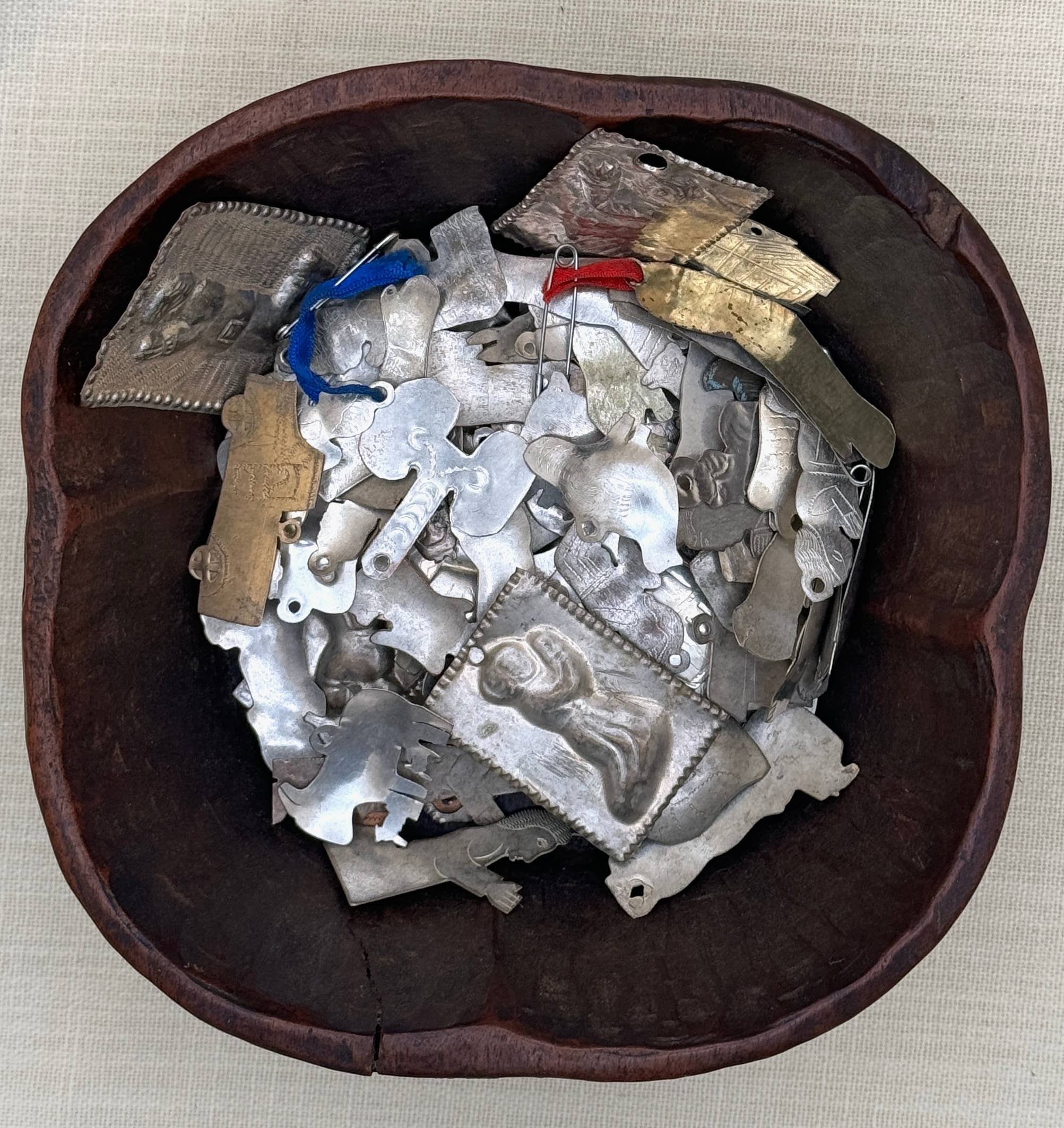 Tesoros Trading Company - Wholesale Ornament - 100 Assorted Vintage Milagros, Peru1