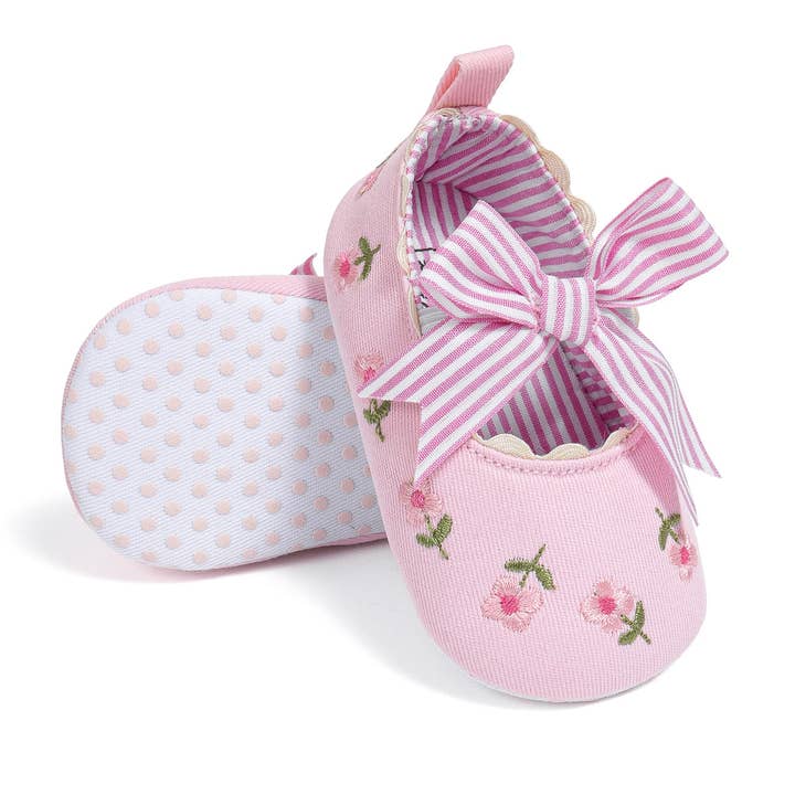 Kids Charm Online - Wholesale Crib Shoes - Baby - Embroidered girls baby shoes with front bow.8