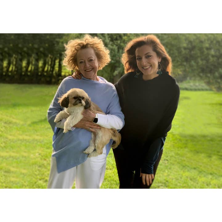 Creatico - Wholesale Poncho – Women's - House of Conti Firenze Cashmere Blend Italian Poncho Regular50