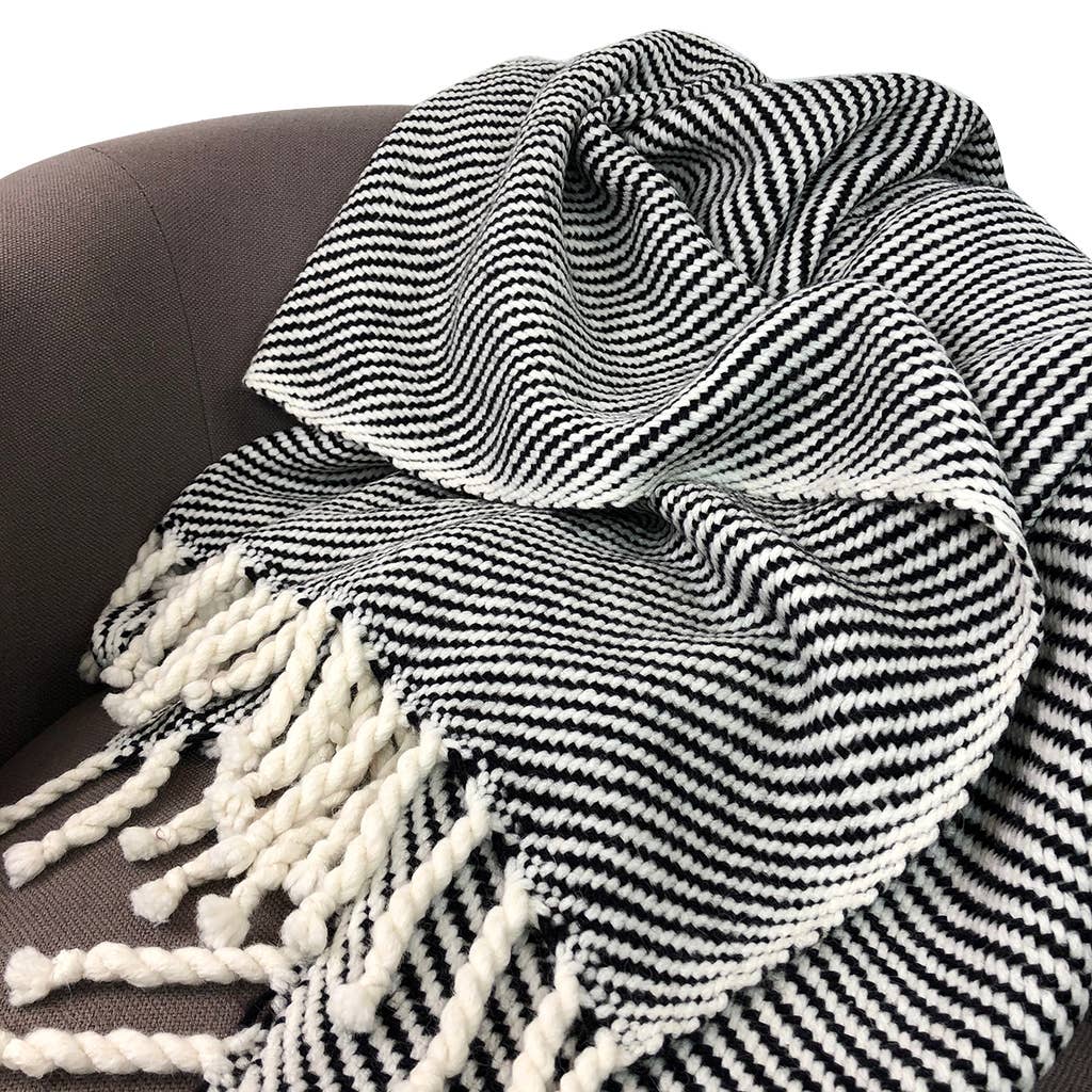 SLATE + SALT - Wholesale Throw Blanket - Chunky Black Stripe Alpaca Throw Blanket2