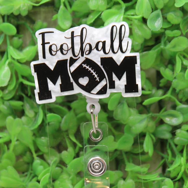 Voetbal MOM Badge/ID Houder Reel voor wholesale door Hylidae Boutique