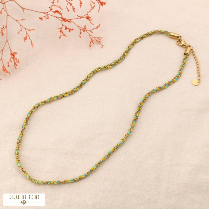 Geflochtene Halskette mit Kordel und Edelstahlkette, Modell 0124076 für den Großhandel von Lilas de Seine