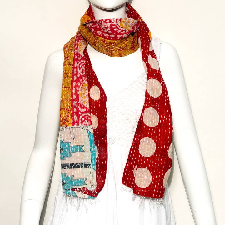 Sciarpa Kantha in Cotone OM-2510 per la vendita all'ingrosso da parte di Shop Therapy