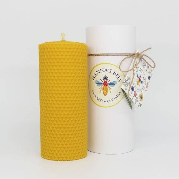 Handgerolde Dikke Bijenwaskaars Cadeau voor wholesale door Hanna's Bees