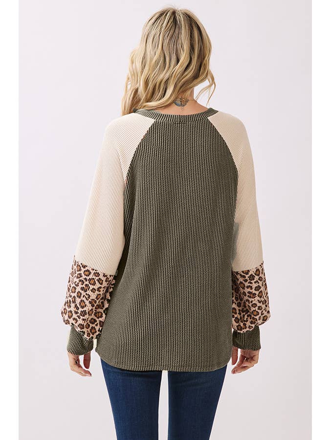 7th Ray – wholesale Knit top – Women's – Color Block Raglan Long Sleeve Pullover Top T610715