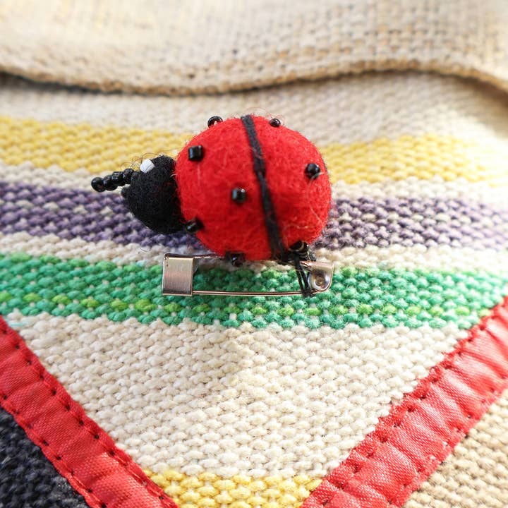 Tribal Trade GmbH - Wholesale Brooch - Brooch Pin Felt Ladybug7