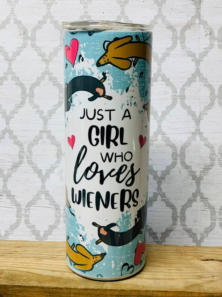 Gobelet fin en acier inoxydable de 20 oz de la marque Girl Who Loves Wieners pour la vente par Indigo Sky Mercantile