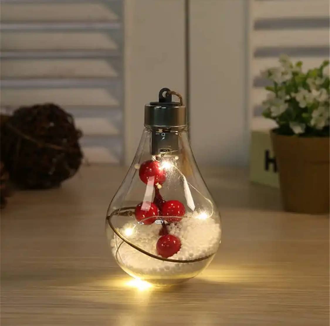 Serenity Collective - Wholesale Ornament - LED Light Ornament0