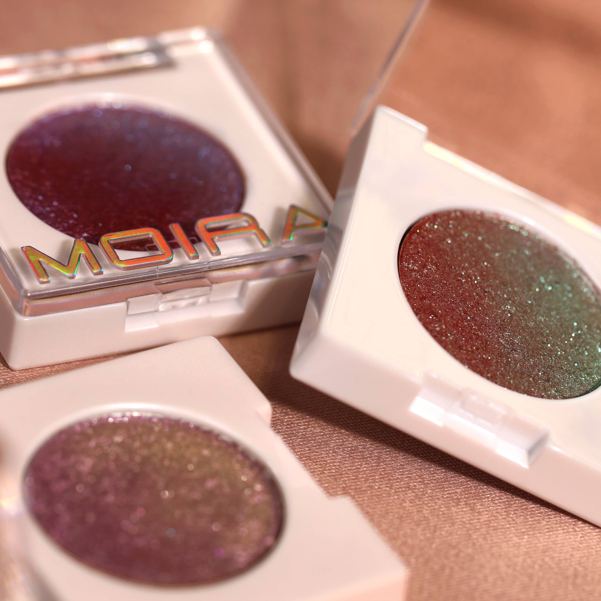 Moira Cosmetics - Wholesale Eyeshadow - Moira Makeup Display Chroma Light Shadow (013-024) 36pc3