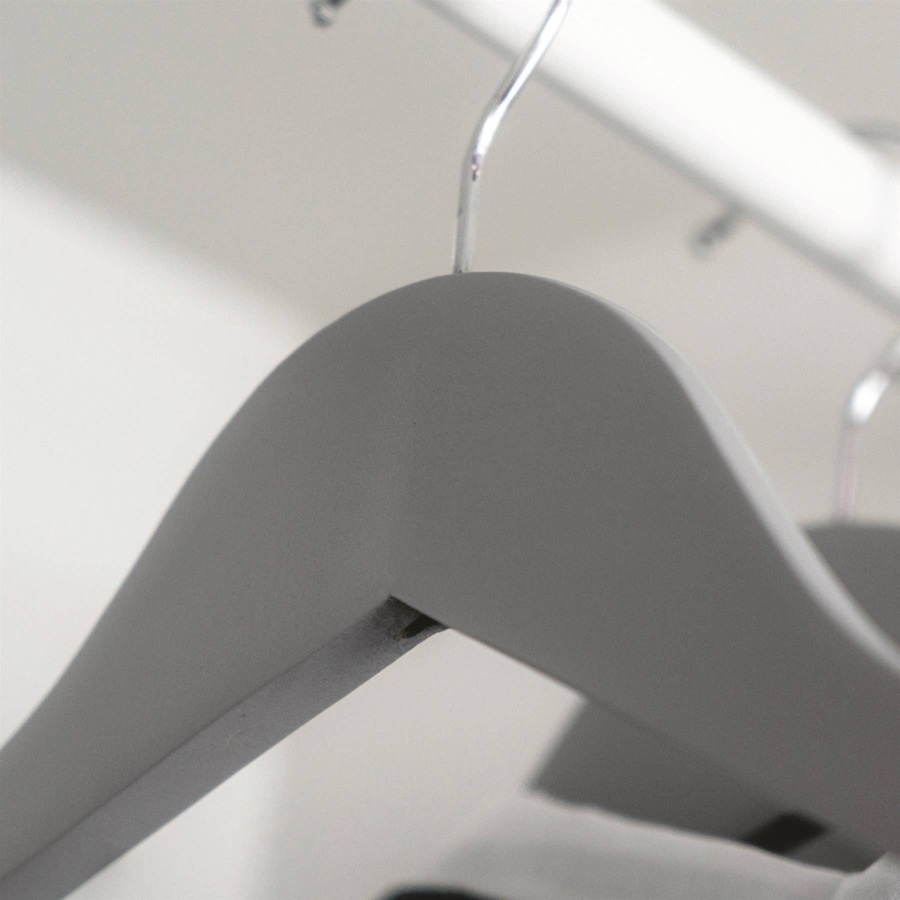 Rinkit Ltd – wholesale Clothes hangers – Wooden Children's Hanger - By Harbour Housewares10