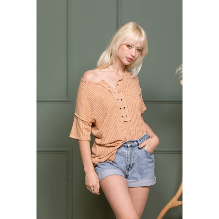 Tunique à œillets Diana pour la vente par salt & bit