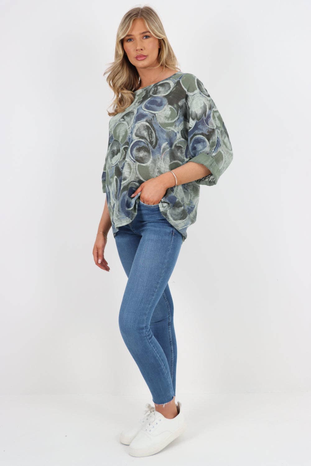 Miss Bold – wholesale Blouse – Women’s – Italian Circle Print Cotton Top10