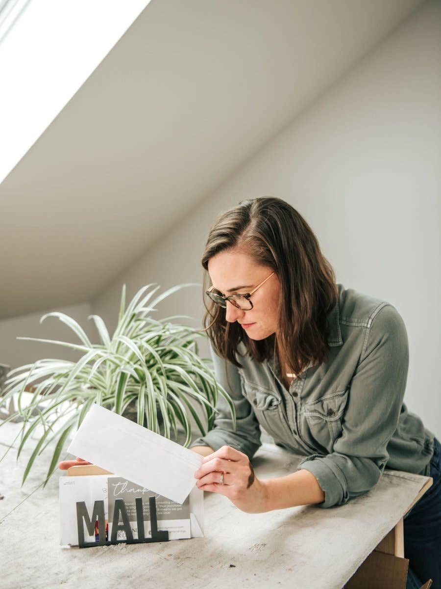 Highland Ridge  |  Handmade Home Decor - Wholesale Mailbox - Metal Mail Organizer1