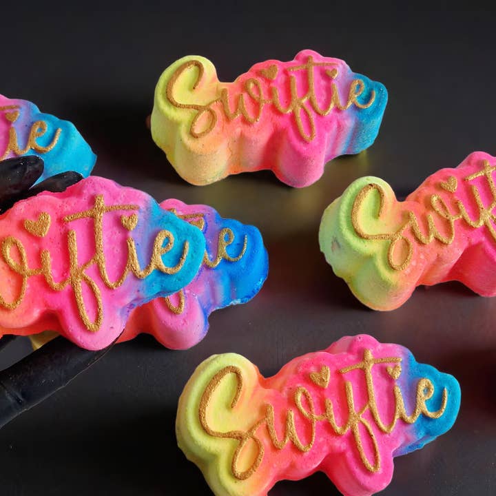 Swiftie Bath Bomb for wholesale by Fizz Bomb Cosmetics