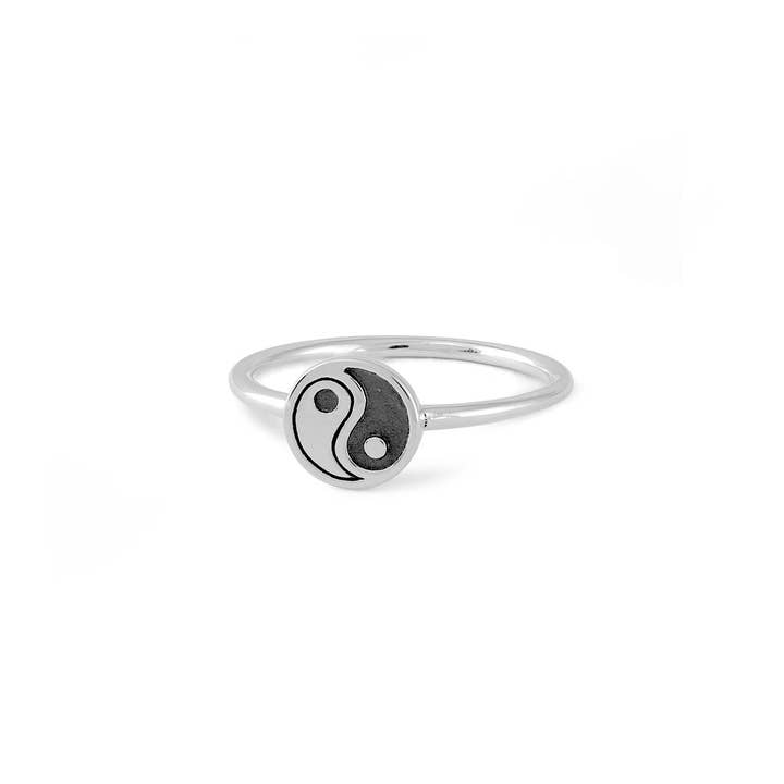 Yin Yang Ring (RA 2426) for engroshandel hos Boma Jewelry