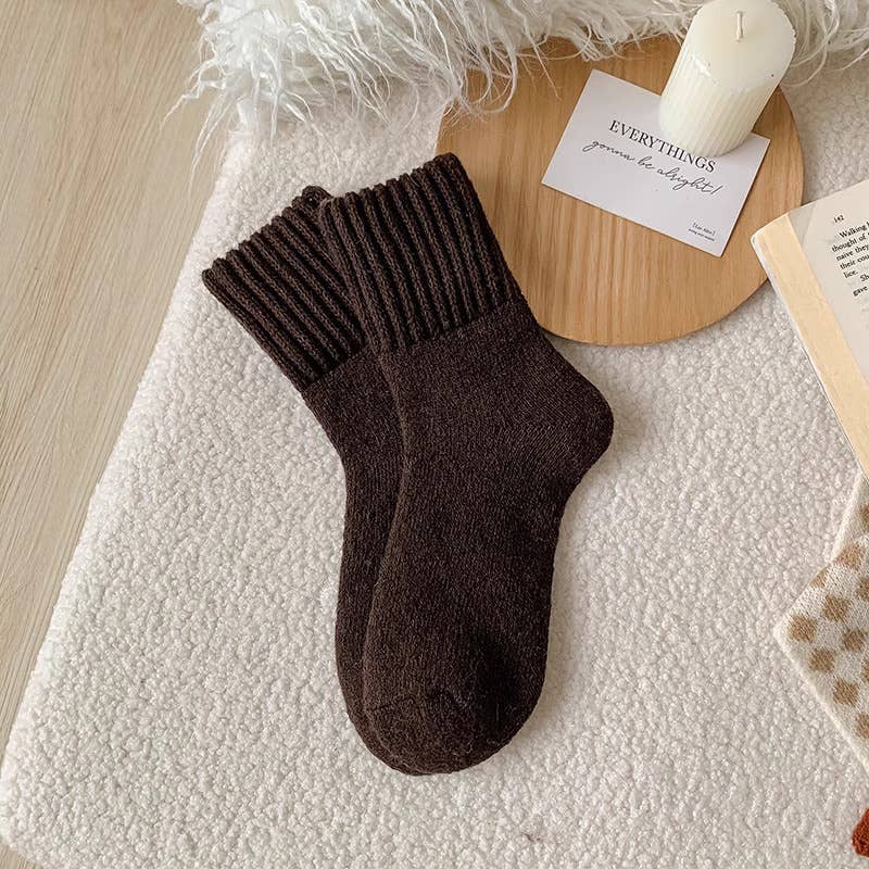 Tourtiwi - Wholesale Socks - Women's - Solid color thickened terry socks autumn and winter socks4