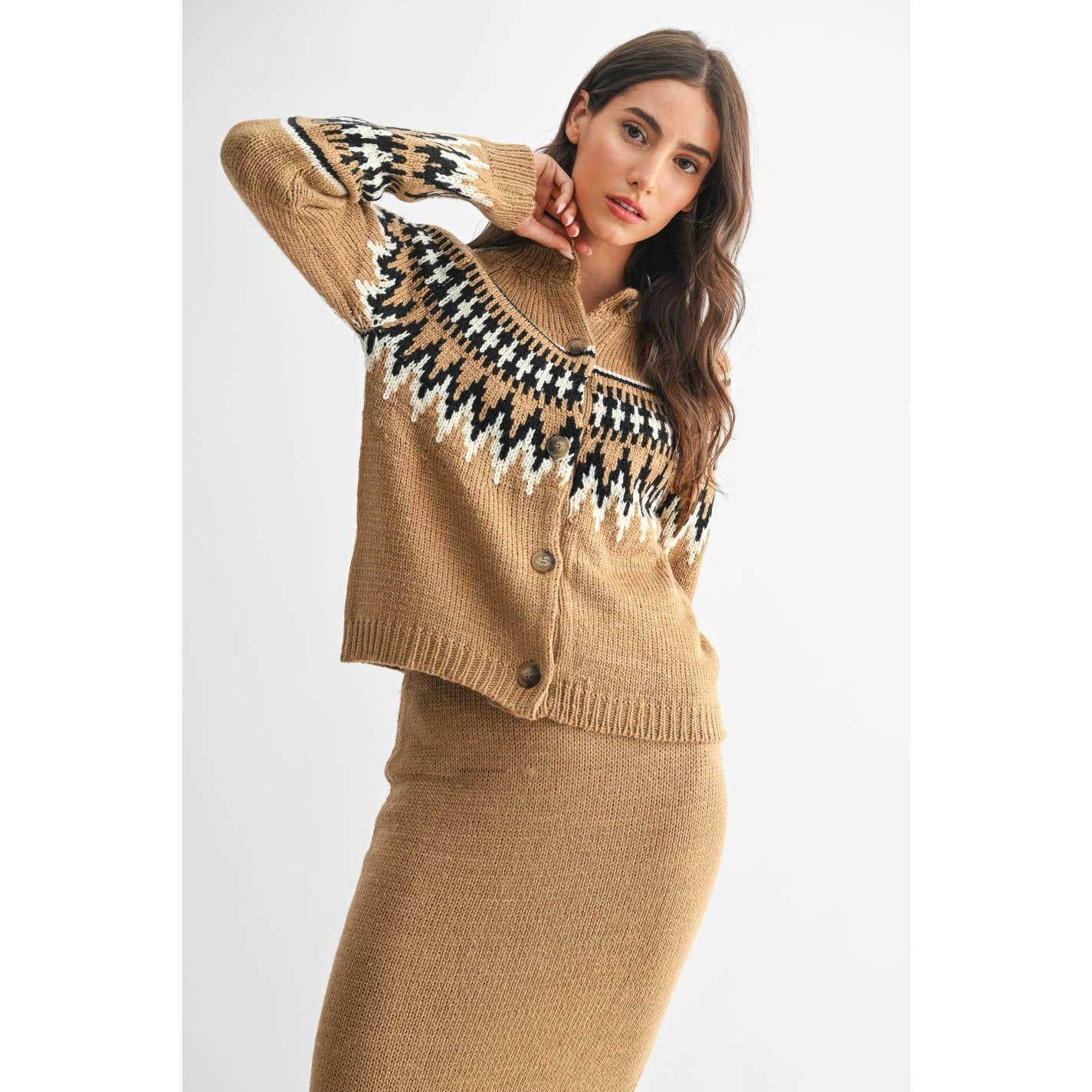 MOKKA MULTI ISLE GESTRICKTES STRICKJACKE UND ROCK-SET für den Großhandel auf Faire4