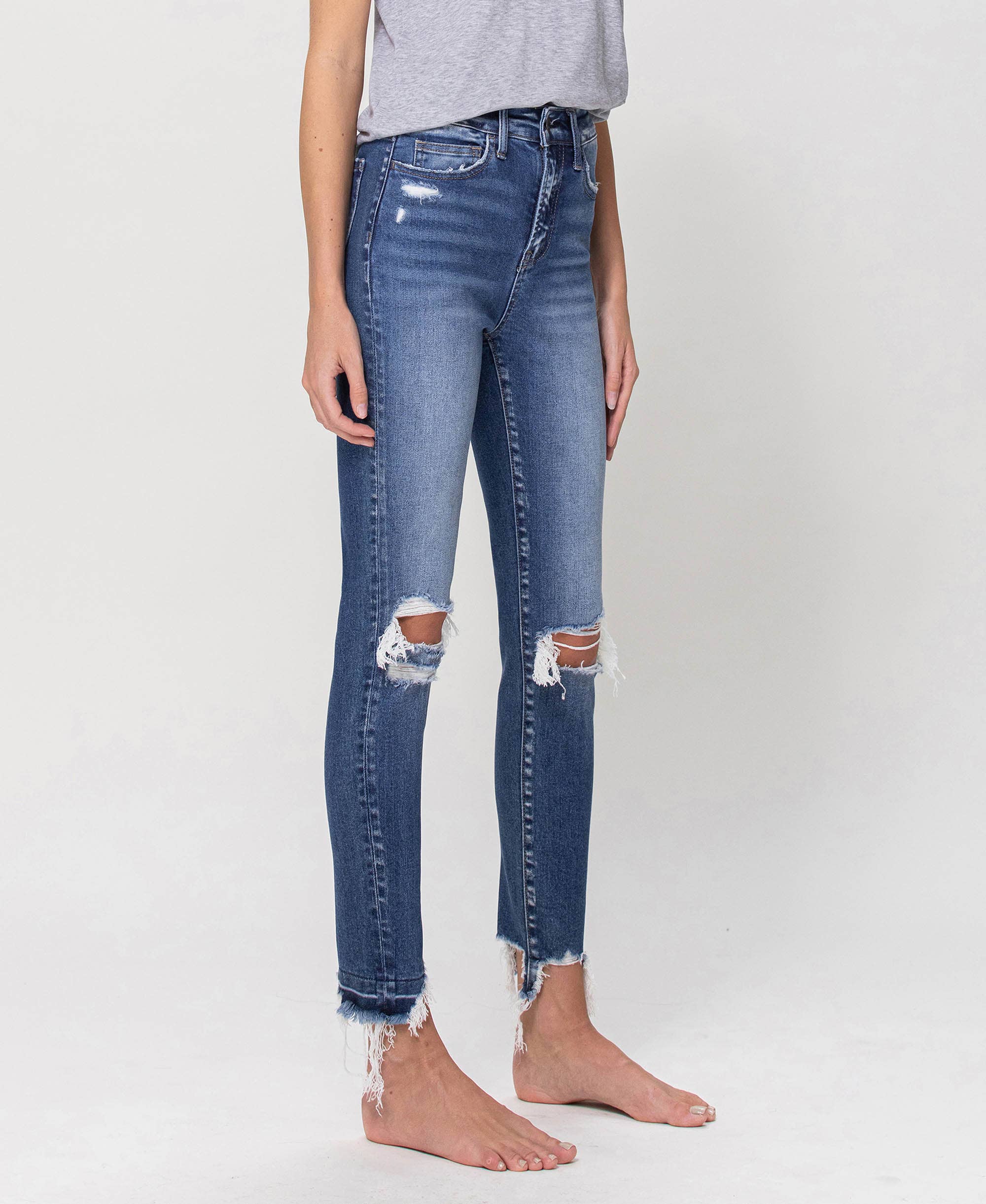 ROMANTIC CHILD HIGH RISE DISTRESSED ANKLE SKINNY JEANS F4422 for wholesale on Faire8