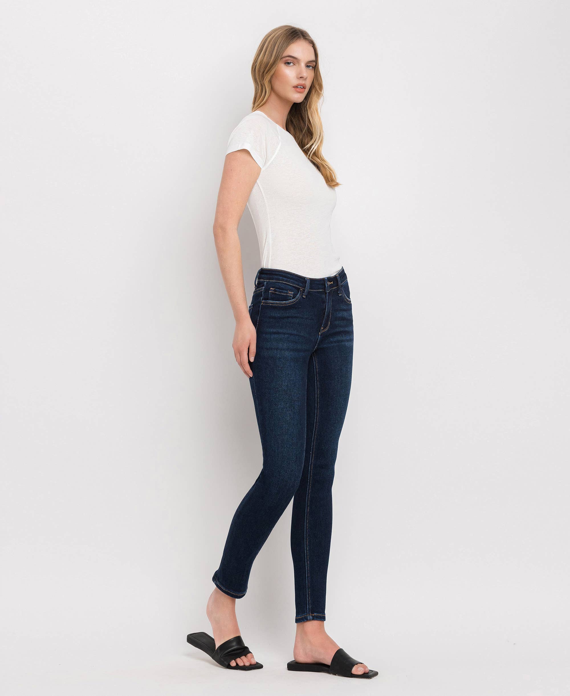 Bullish MID RISE ANKLE SKINNY JEANS LV1014 for wholesale on Faire5