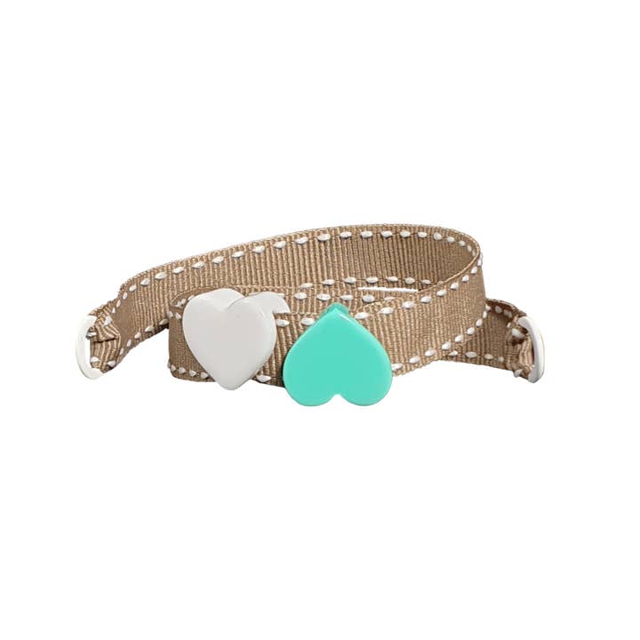 BRACELET BEIGE AVEC DOUBLE EAU ET CŒUR BLANC pour la vente par Smartever Srl