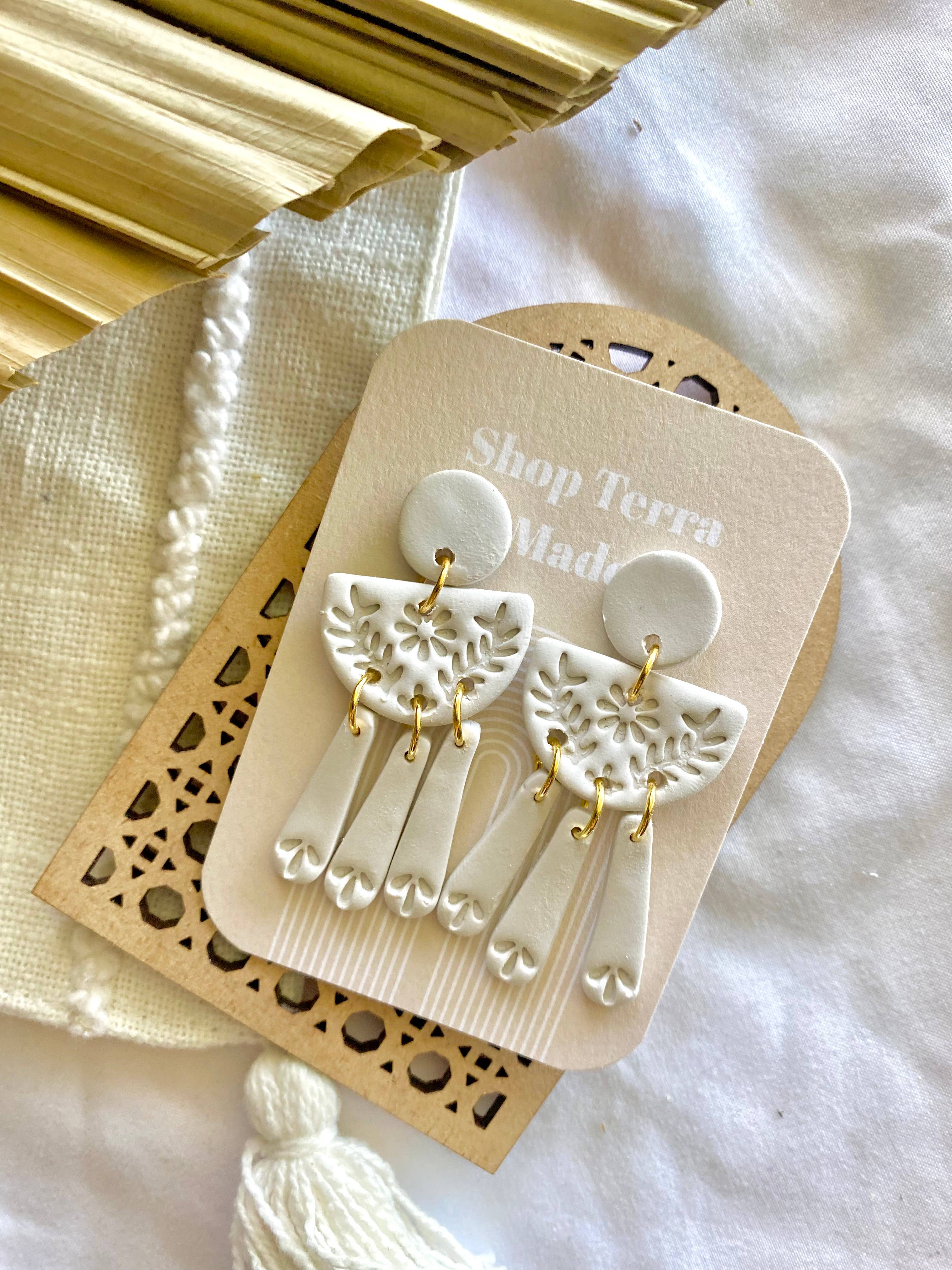 Terra Made - Wholesale Dangle Earrings - rosita daisy dangle earrings0