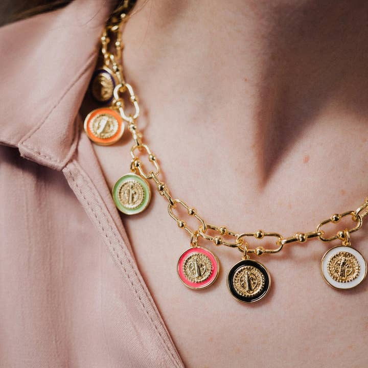 PHOEBE´S – Engroshandel Halskæde med vedhæng – Katolsk halskæde, halskæde med farverige vedhæng2