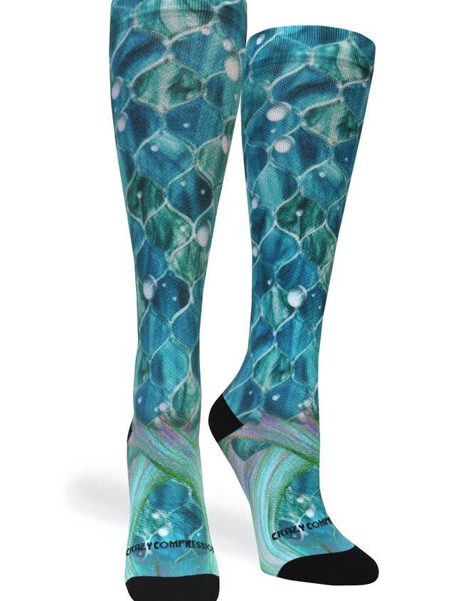 360 Mermaid Mosaic OTC kompressionsstrumpor (standard och extra bred) för wholesale av Crazy Compression