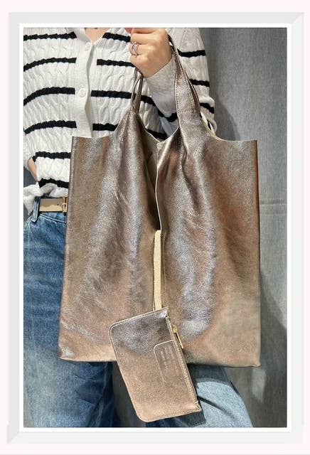 Z et Z - Wholesale Belt Bag - Women's - Grained leather or iridescent leather tote bag16